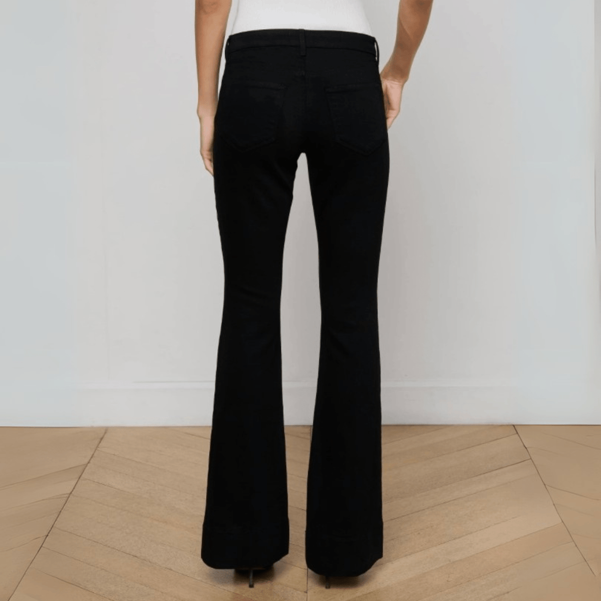 Lenora Flare Black